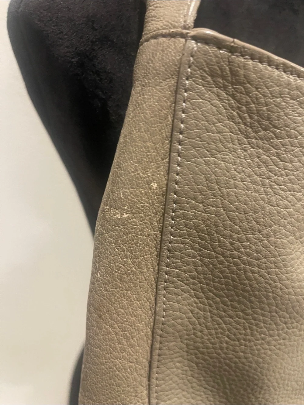 Tory Burch slouchy pebbled leather hobo bag as is